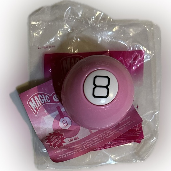 MINI PINK MAGIC 8 BALL SONIC WACKY PACK GAME KIDS MEAL TOY PREMIUM PROMOTION 2” - Picture 1 of 5